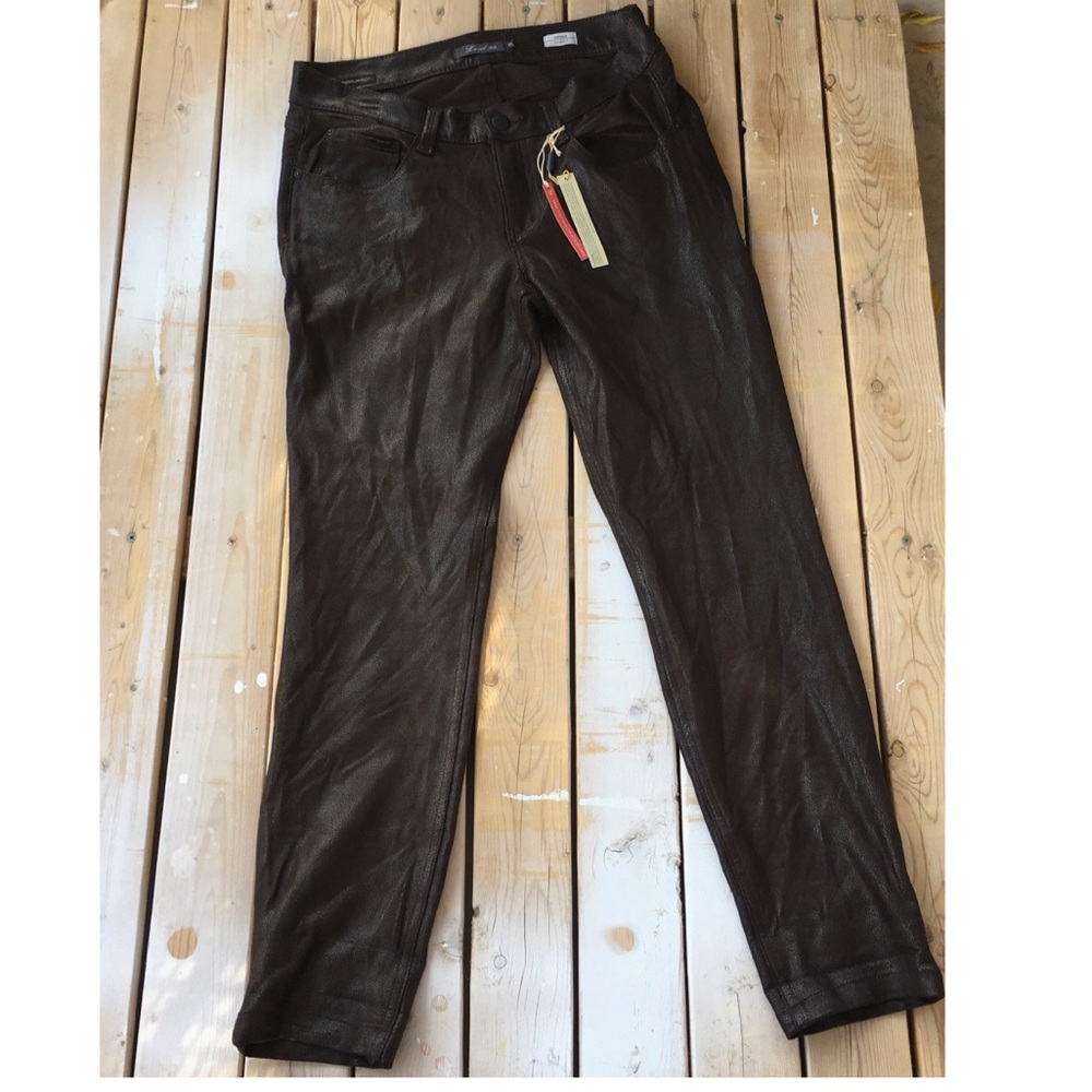 NWT Level 99 Sienna Tomboy Faux Leather Pants 28 - Picture 3 of 8